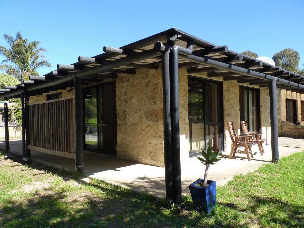 Happy Dogs Cottage Margaret River Exterior foto
